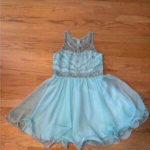 Special occasion dress kids 12 worn once in perfect condition